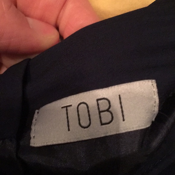 Pleaded blue short skirt - Picture 3 of 3